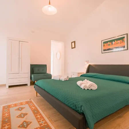 Apartman Domus Lucia 1