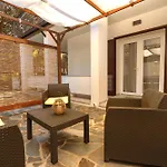 Domus Lucia 1 *