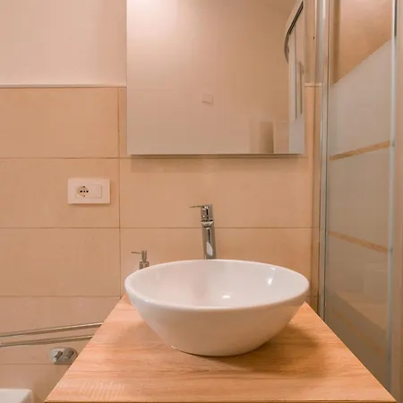 Apartment Domus Lucia 1