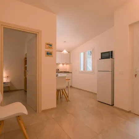 Apartment Domus Lucia 1