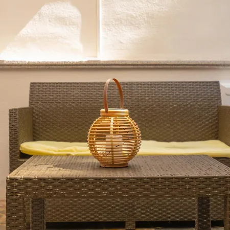 Domus Lucia 1 Apartment *