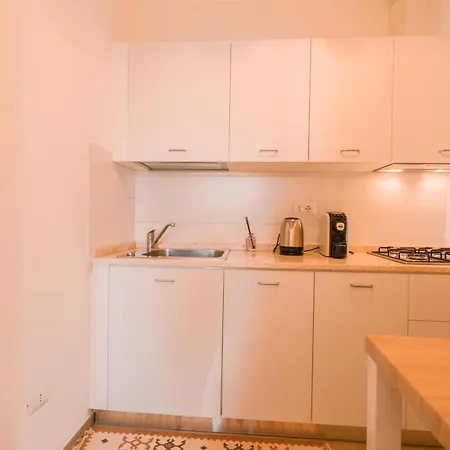 Apartment Domus Lucia *