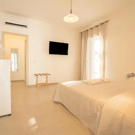 Domus Lucia Apartment *