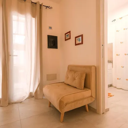 Domus Lucia Apartment *