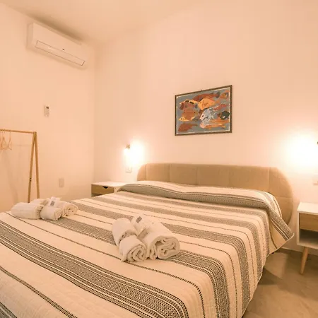 Appartement Domus Lucia 1 *