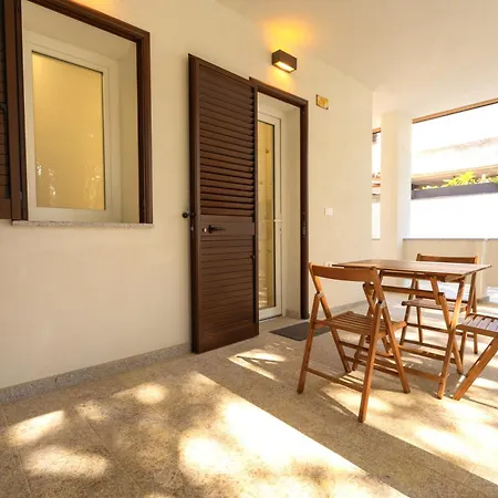 Domus Lucia 1 Appartement