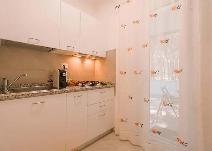 公寓 Domus Lucia *